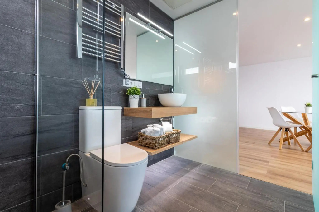 Flatguest Ansite + Deluxe + Panoramic Views + Fast WiFi