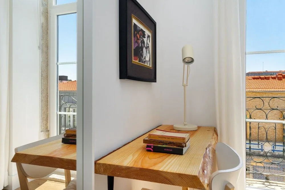 Modern Lisbon Apartments by Soulplaces