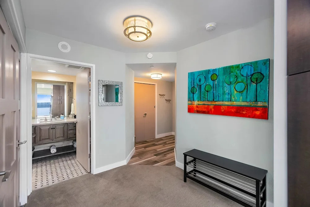 Newmark Bayview Luxury Suite