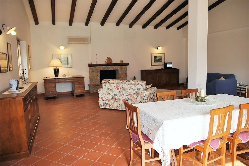 Holiday House for 8 Persons With Pool