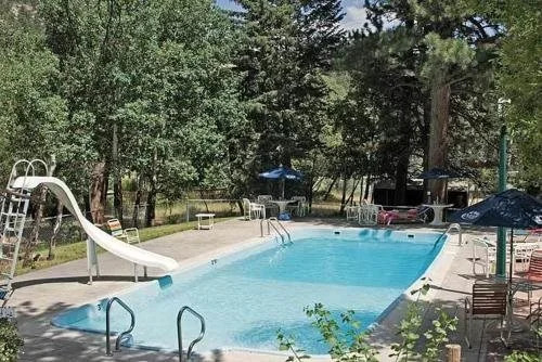 Nickys Resort