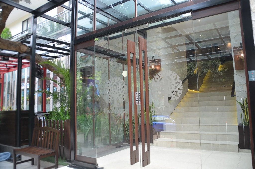Treehouse Suites at Kuningan - Boutique Serviced Apartment