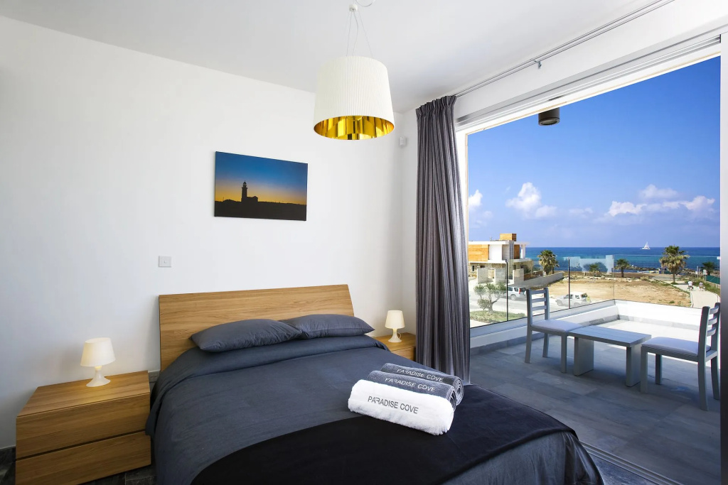 Paradise Cove Beach Villas