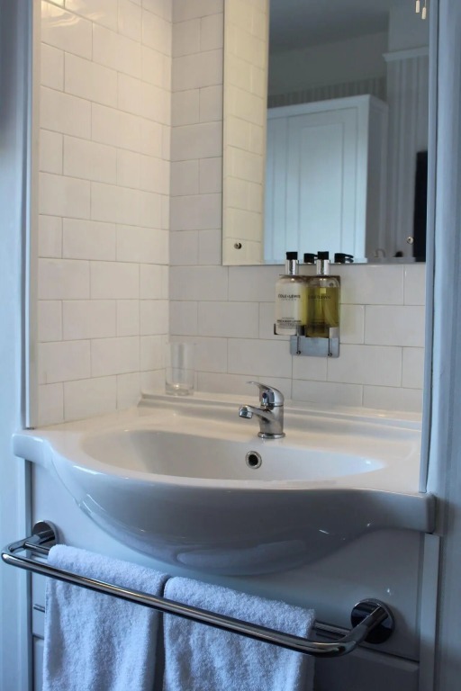 Camelot Guest House