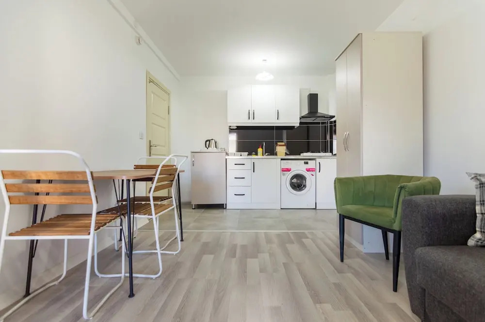 156 Hotel Residence