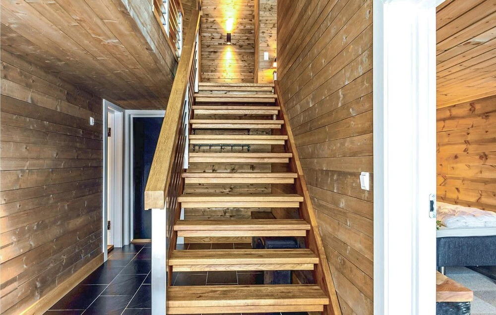 5 Bedroom Cozy Home In Hemsedal