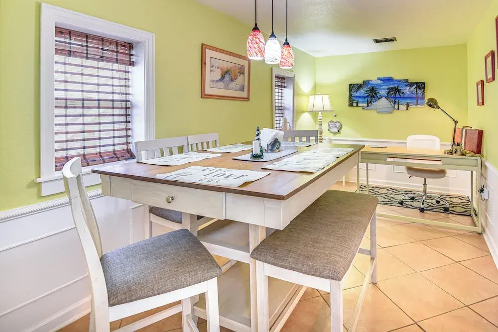 < 1/2 Mi to Beach Access + Pier: OBX Getaway