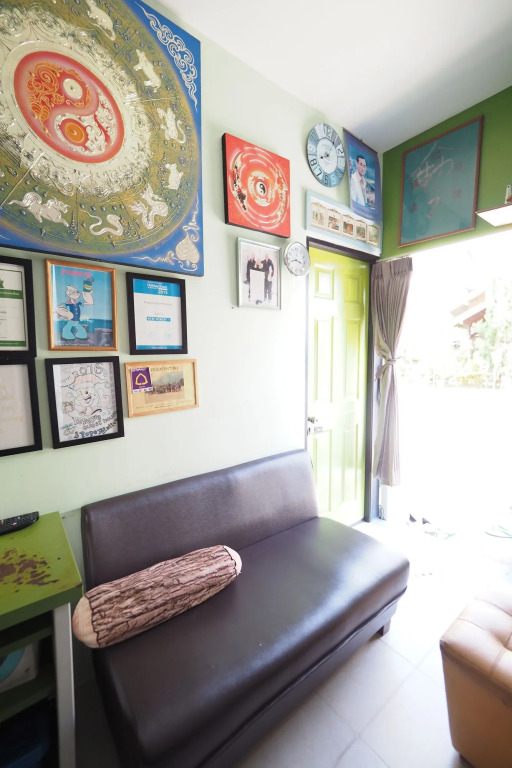 Popeye Guesthouse