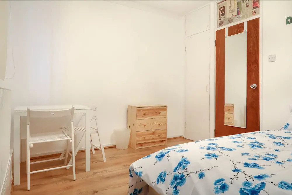 Johnson House Deluxe Double Room