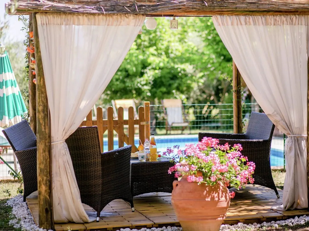 Gorgeous Holiday Home in Fratticciola With Swimming Pool