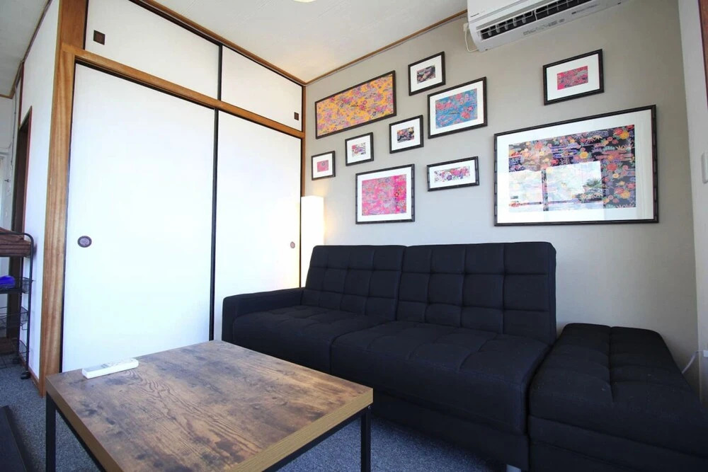 Gushiken Apt