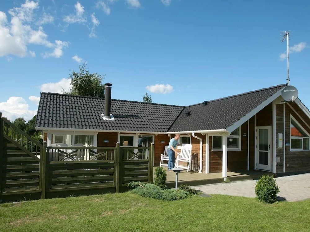 5 Star Holiday Home in Vaeggerlose