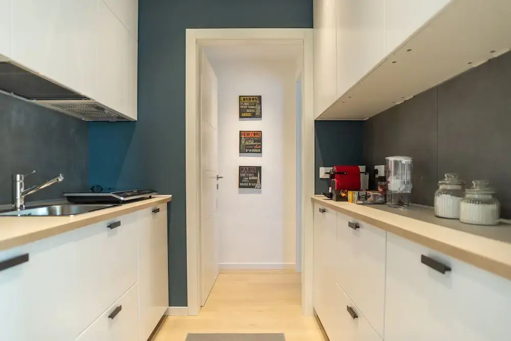 Br Apartments