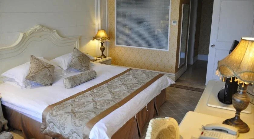Geneva Grand Hotel
