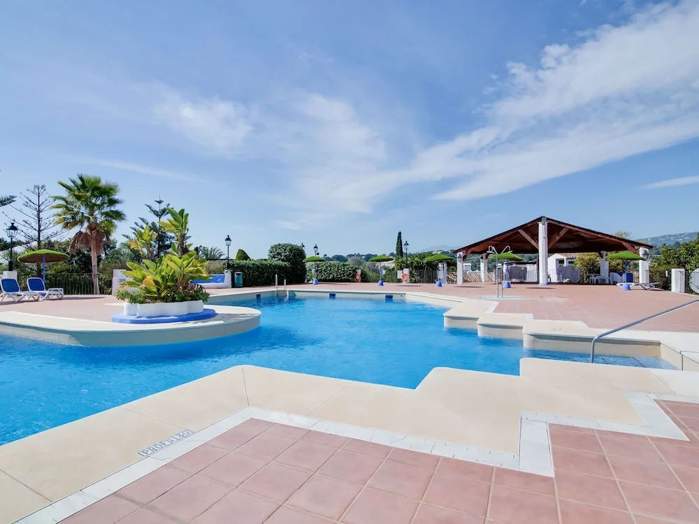 Plush Holiday Home in Marbella With Swimming Pool