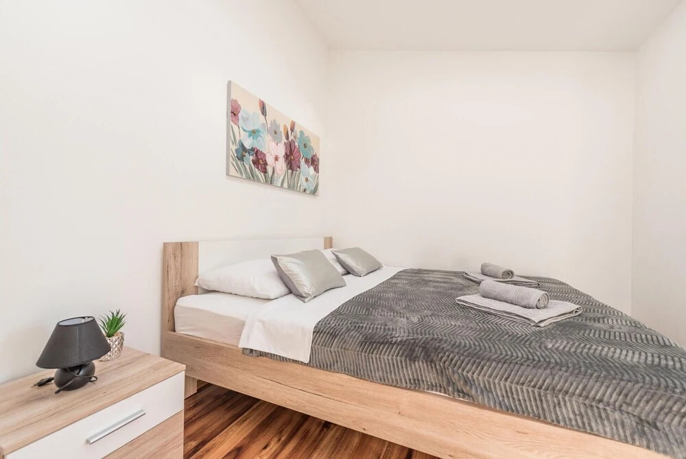 Amazing Home in Pakostane With Wifi and 5 Bedrooms