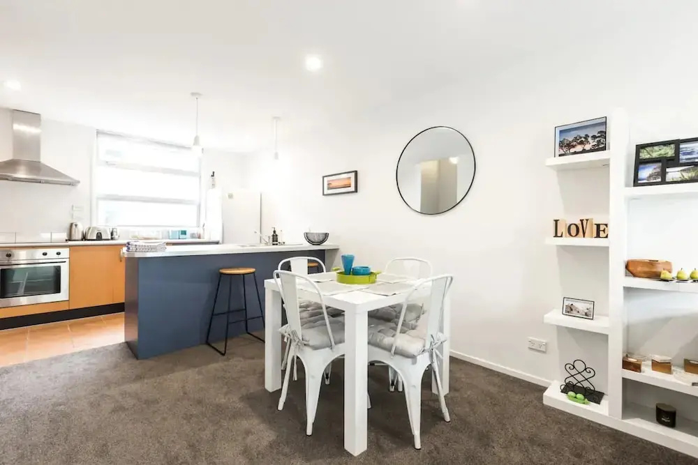 3 Bedroom Modern Townhouse in the Heart of Auckland