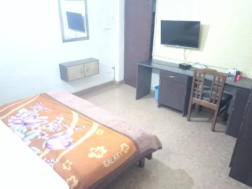 Yash Guest House