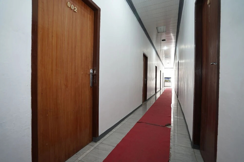 Paris Hotel by OYO Rooms