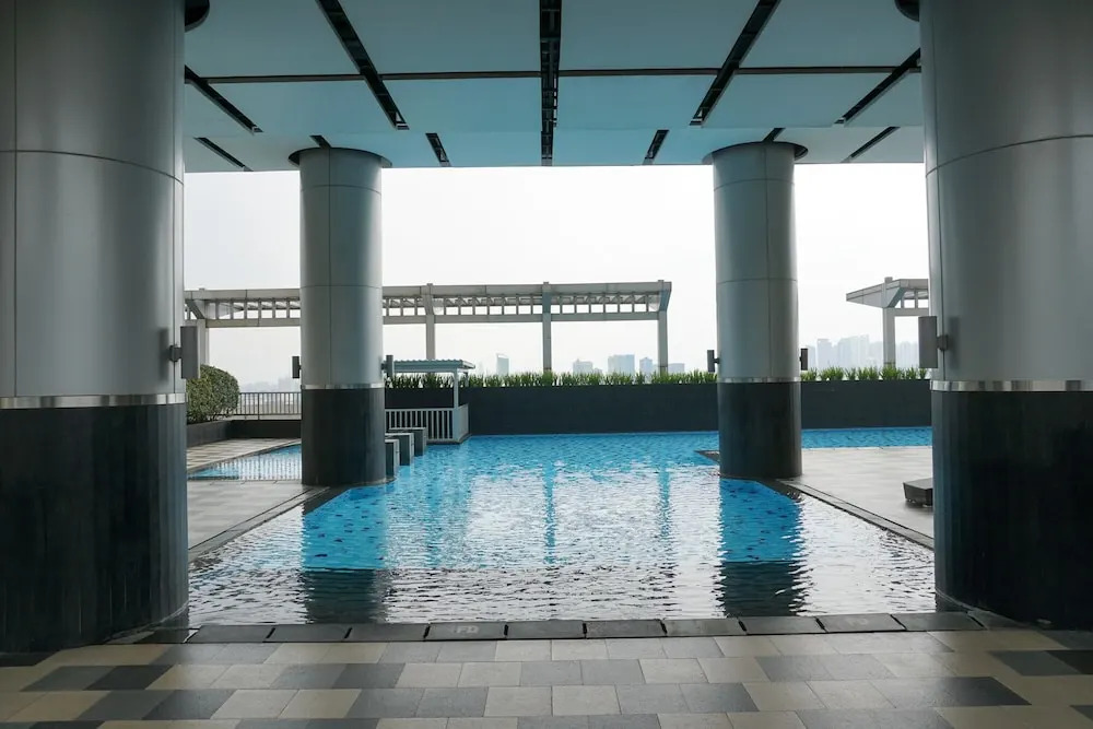 Comfy 2br Cosmo Terrace Apartment