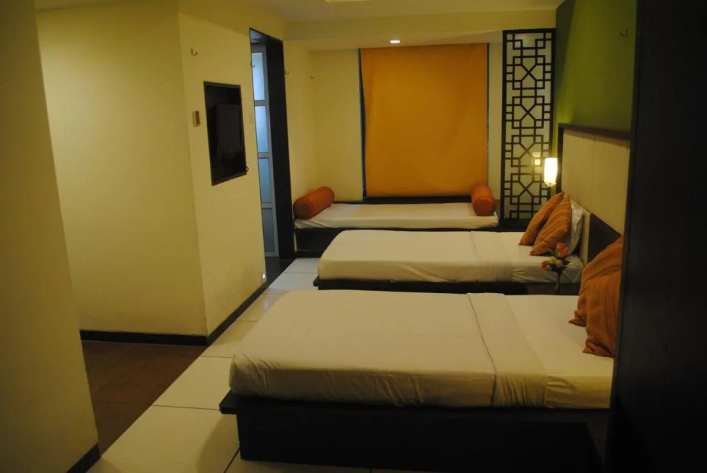 GCC Hotel and Club