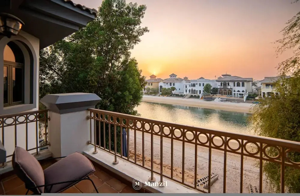 Luxury Private Pool Villa w Pvt Beach on the Palm