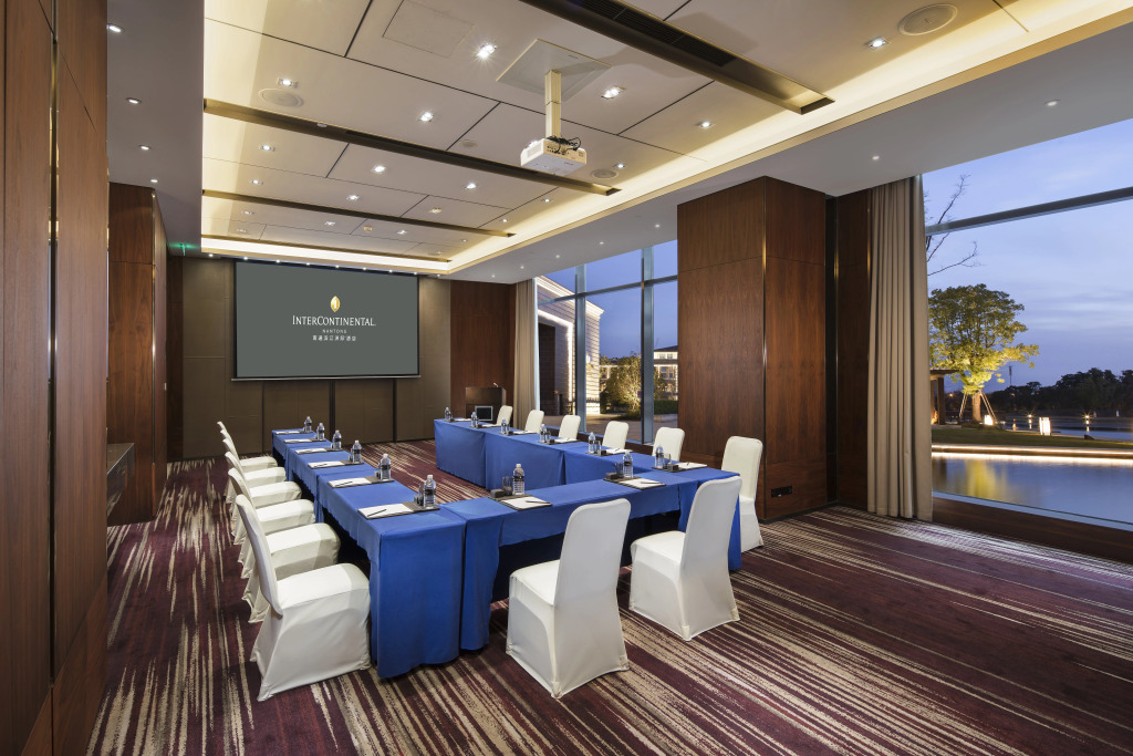 InterContinental Nantong by IHG-Best view of yangtze