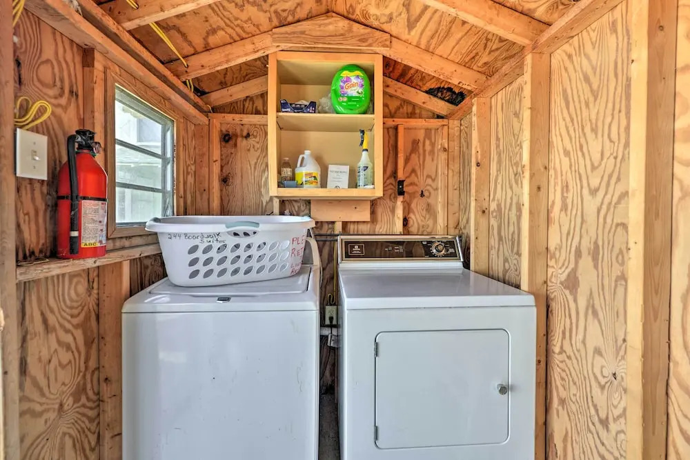 Pet-friendly Apartment in Wildwood < 1 Mi to Beach