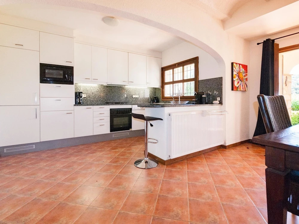 Villa in Calonge with Pool and Mountain Views