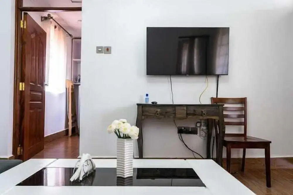 Karen Brooks View Palace Apartments