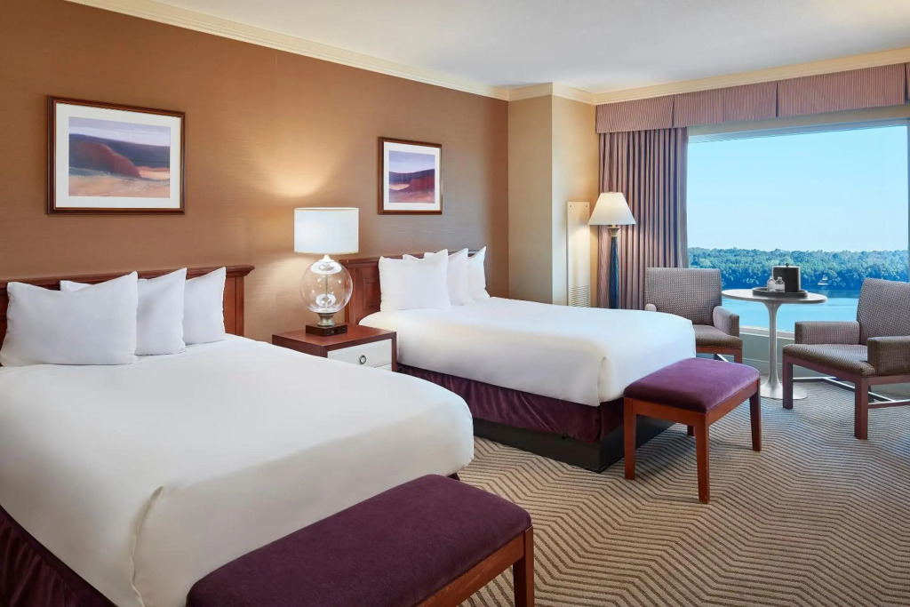 Harrahs Metropolis Hotel & Casino - A Caesars Rewards Destination