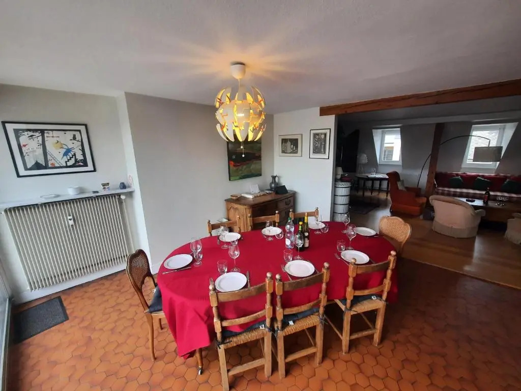 145m² city center 4 bedrooms view of the Cathedral