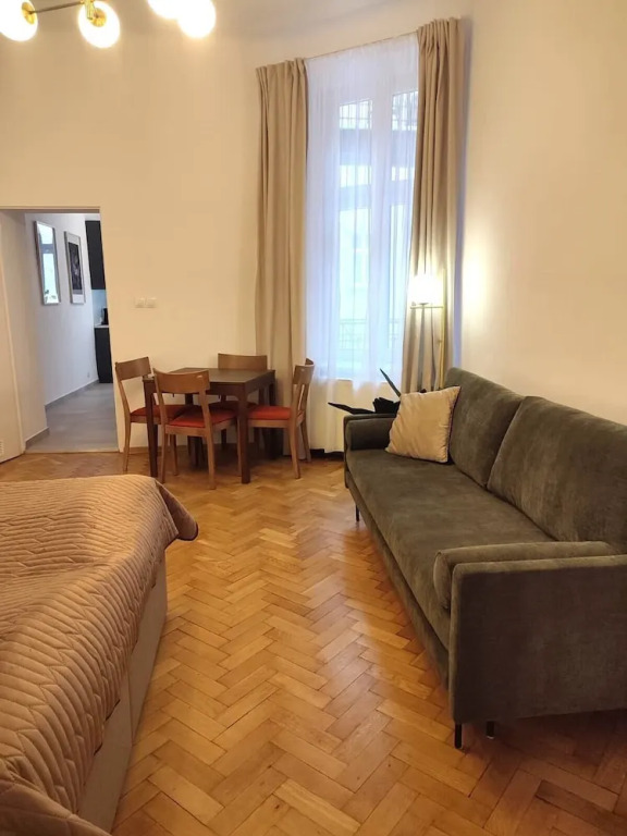 Unique Style Apartments Old Town - 25 min from the airport - by Homelike Krakow