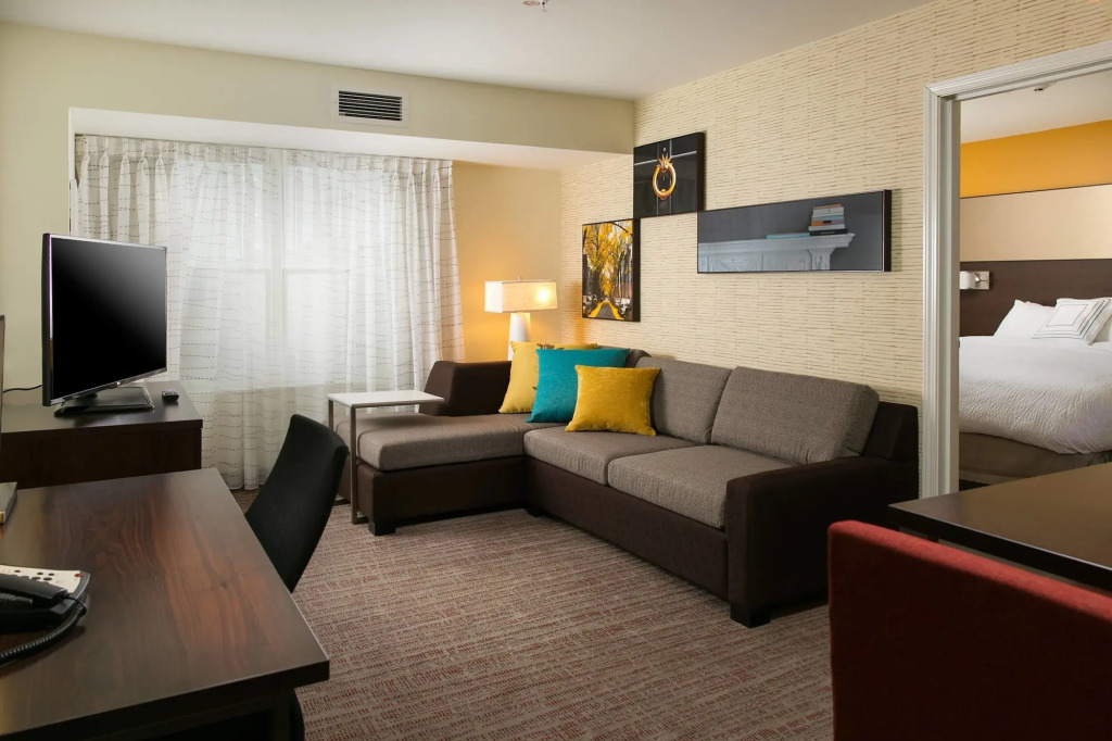 Residence Inn by Marriott Kansas City at The Legends