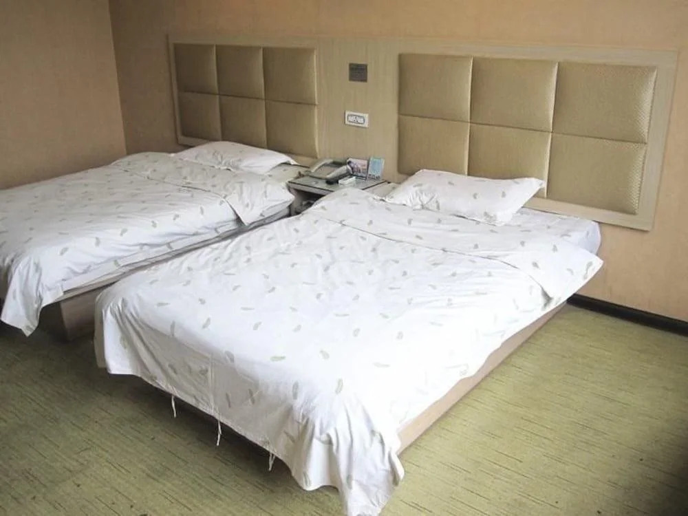 Jiuzhou Business Hotel(武汉市九洲商务宾馆)