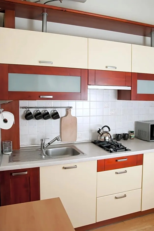 Rodmos Hostel