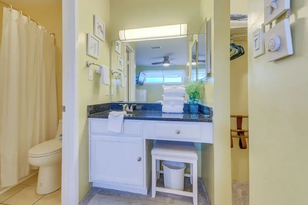 Access to 4 Pools: Oceanfront Orange Beach Condo