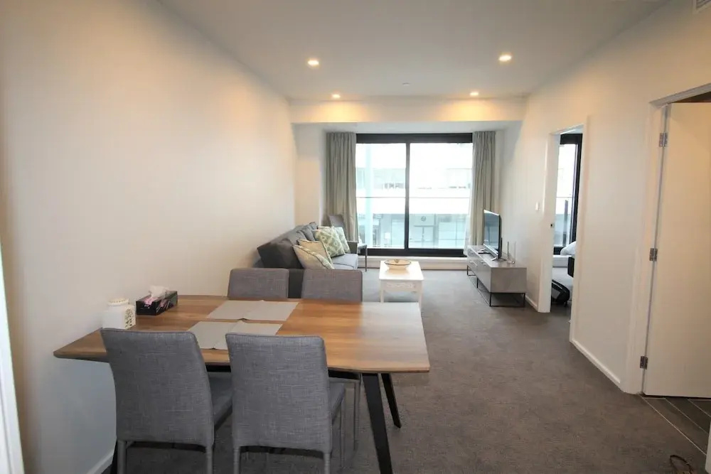 Vibrant Brand New 2 Bedroom Apt You Must Not Miss (Connect 201)