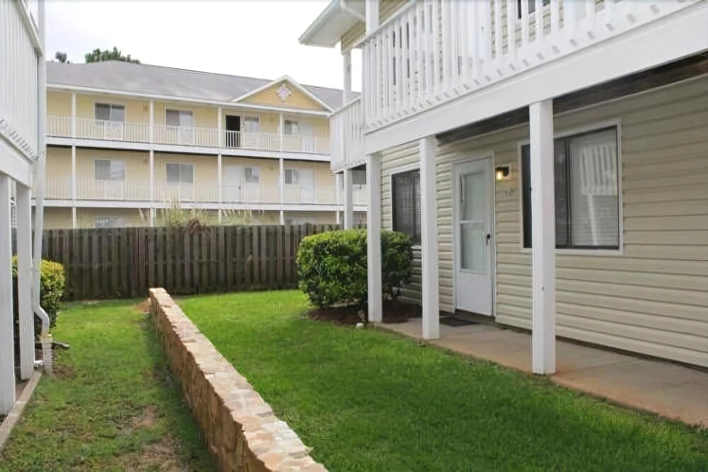 Wolf Bay Villas