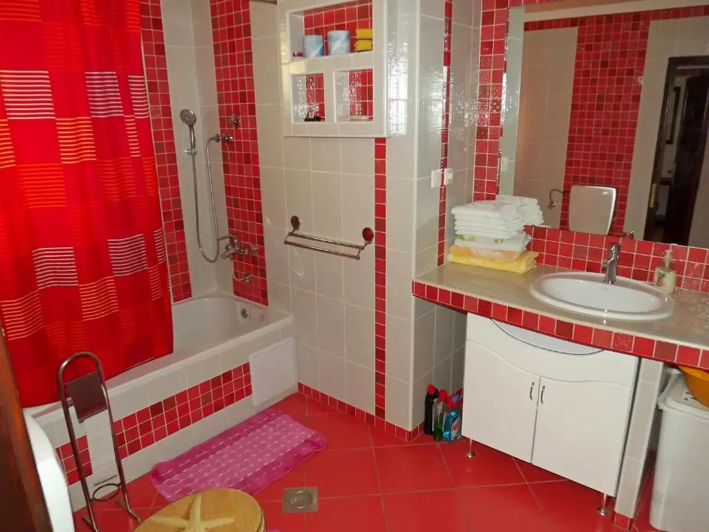 Apartments Maricic 200 meters from the Beach