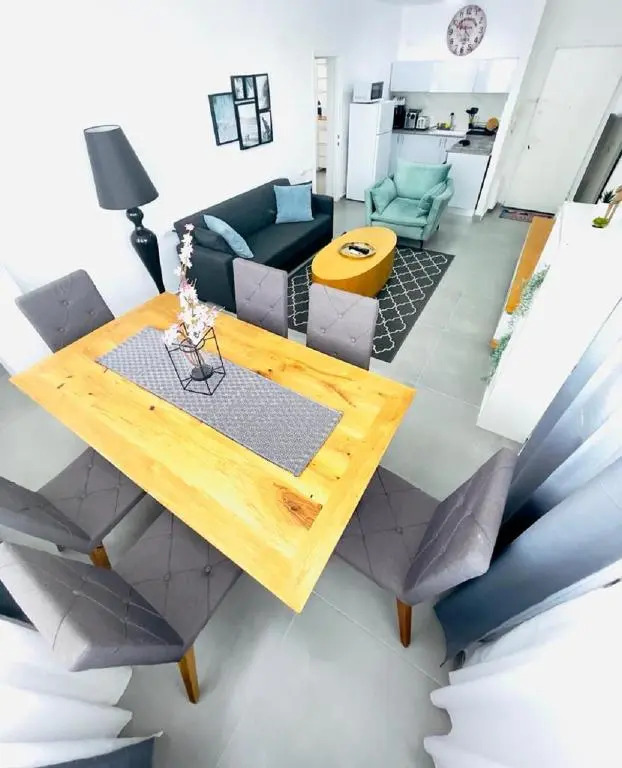Beautiful apartment on the beach in Bat yam