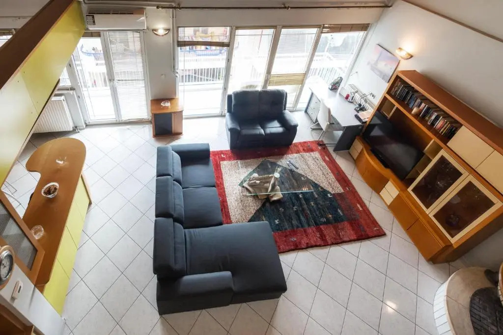 Lovely 150sqm maisonette with an attic in Larissa