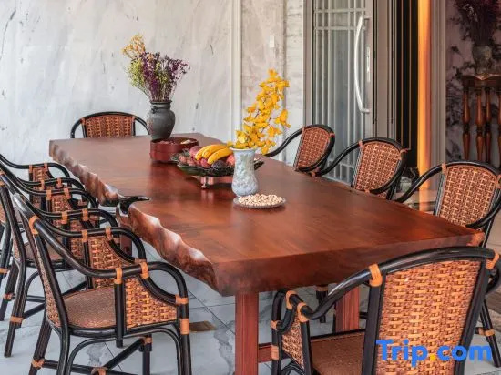Near Shuiloutai Hot Spring Villa Homestay
