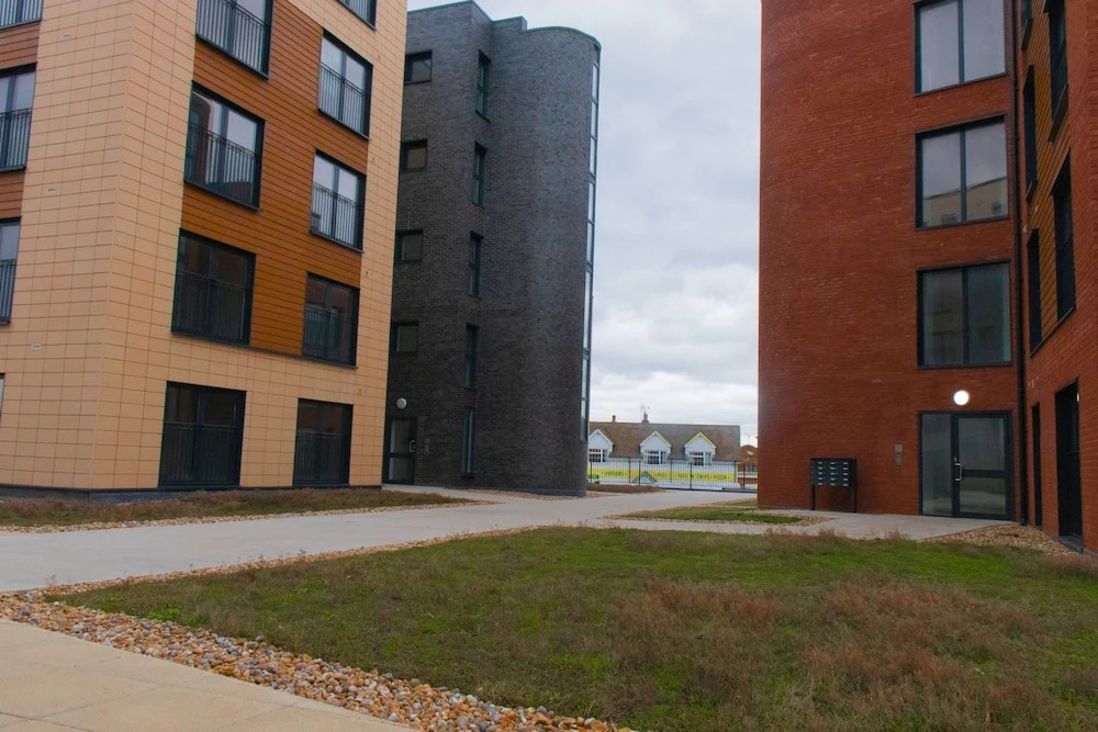 Livestay - 2bed Penthouse With Wrap Around Balcony