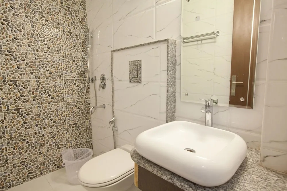 Capital O 325 Hotel Silver Star