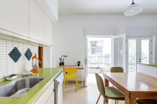 TLV2RENT Unique Dizengof Apartment