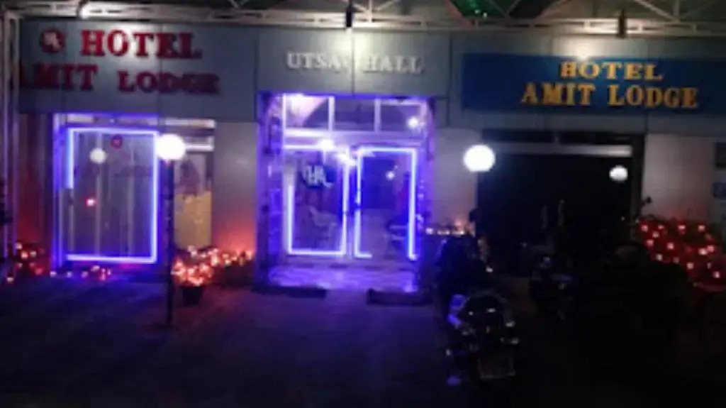Hotel Amit Lodge