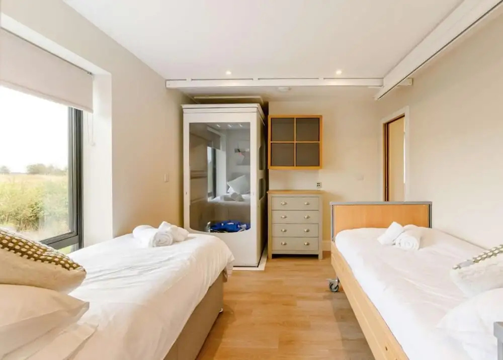 Fully Accessible-disabled Adapted-hot Tub-pets