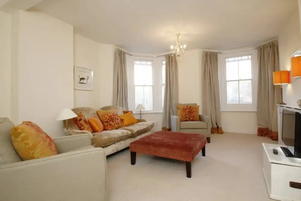 Large Stylish House Central North Oxford