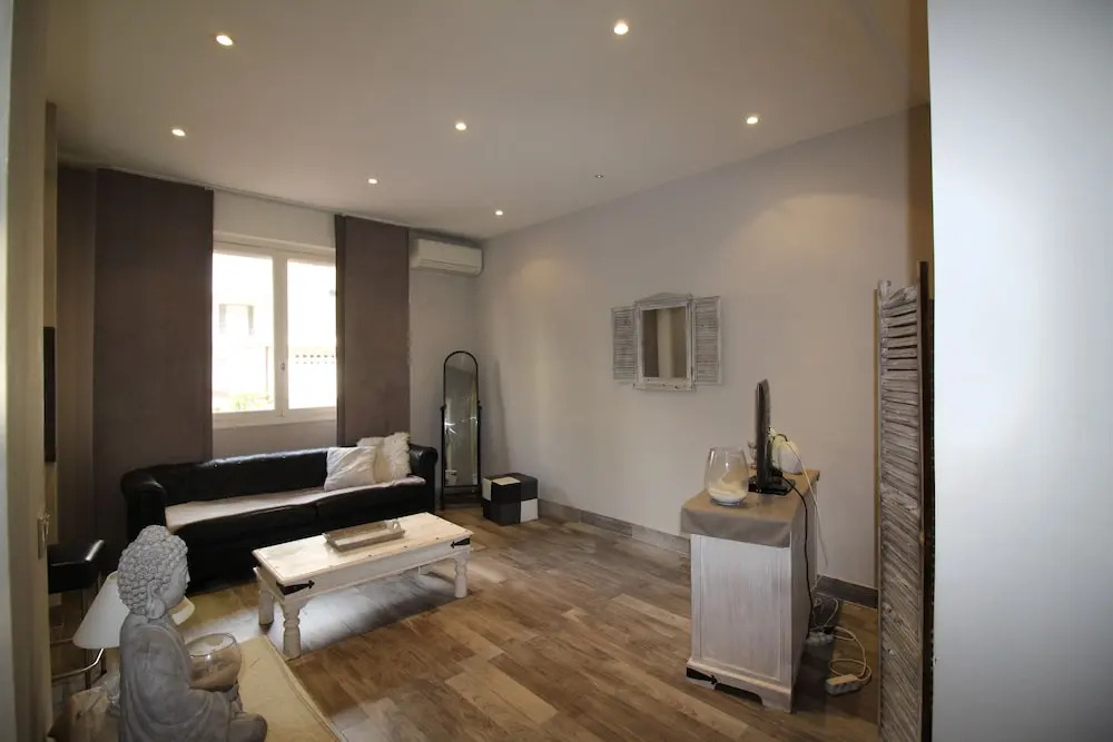 Nice Booking-Le Roy Prom. des Anglais